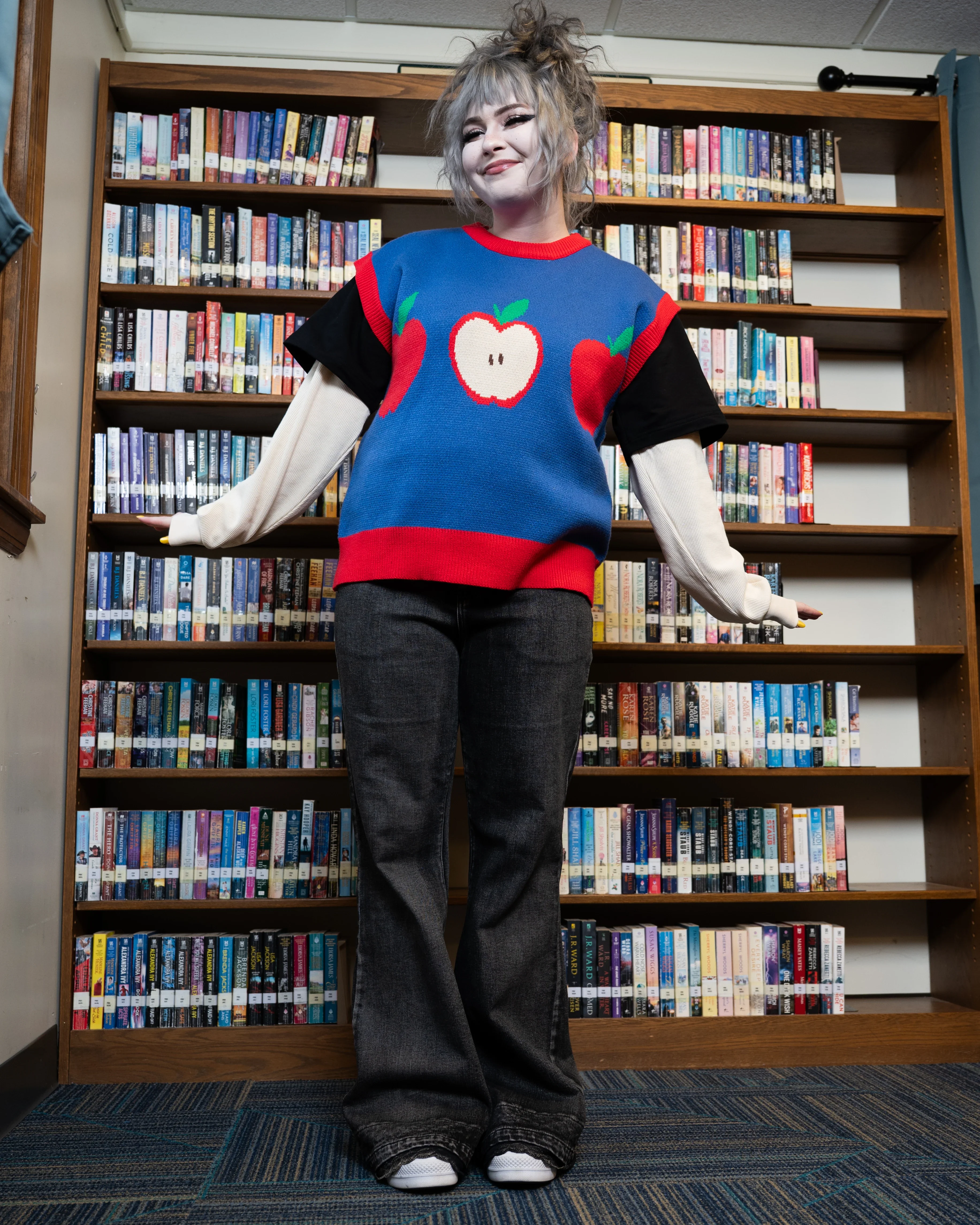 Apple Vest - Image 8