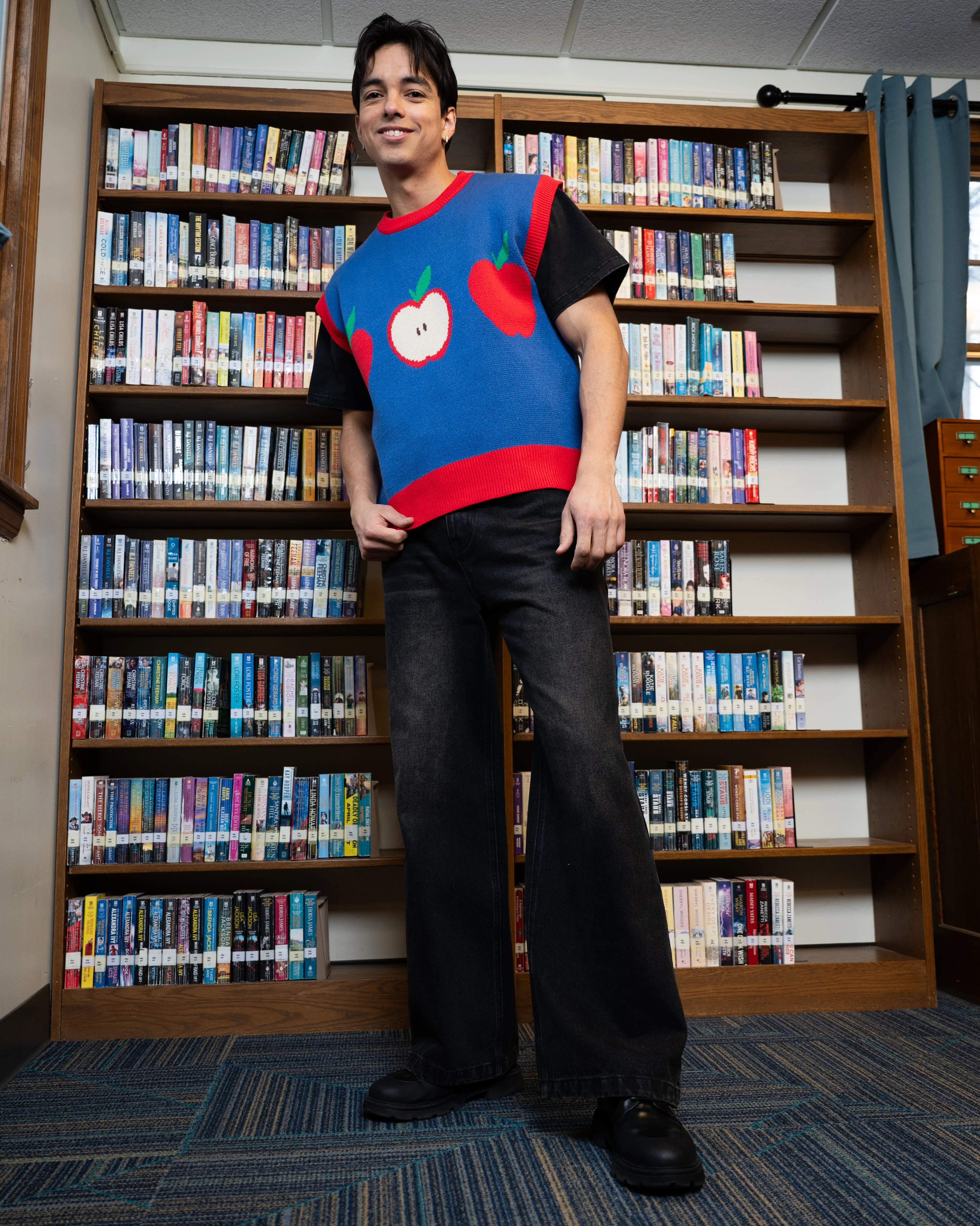 Apple Vest - Image 9