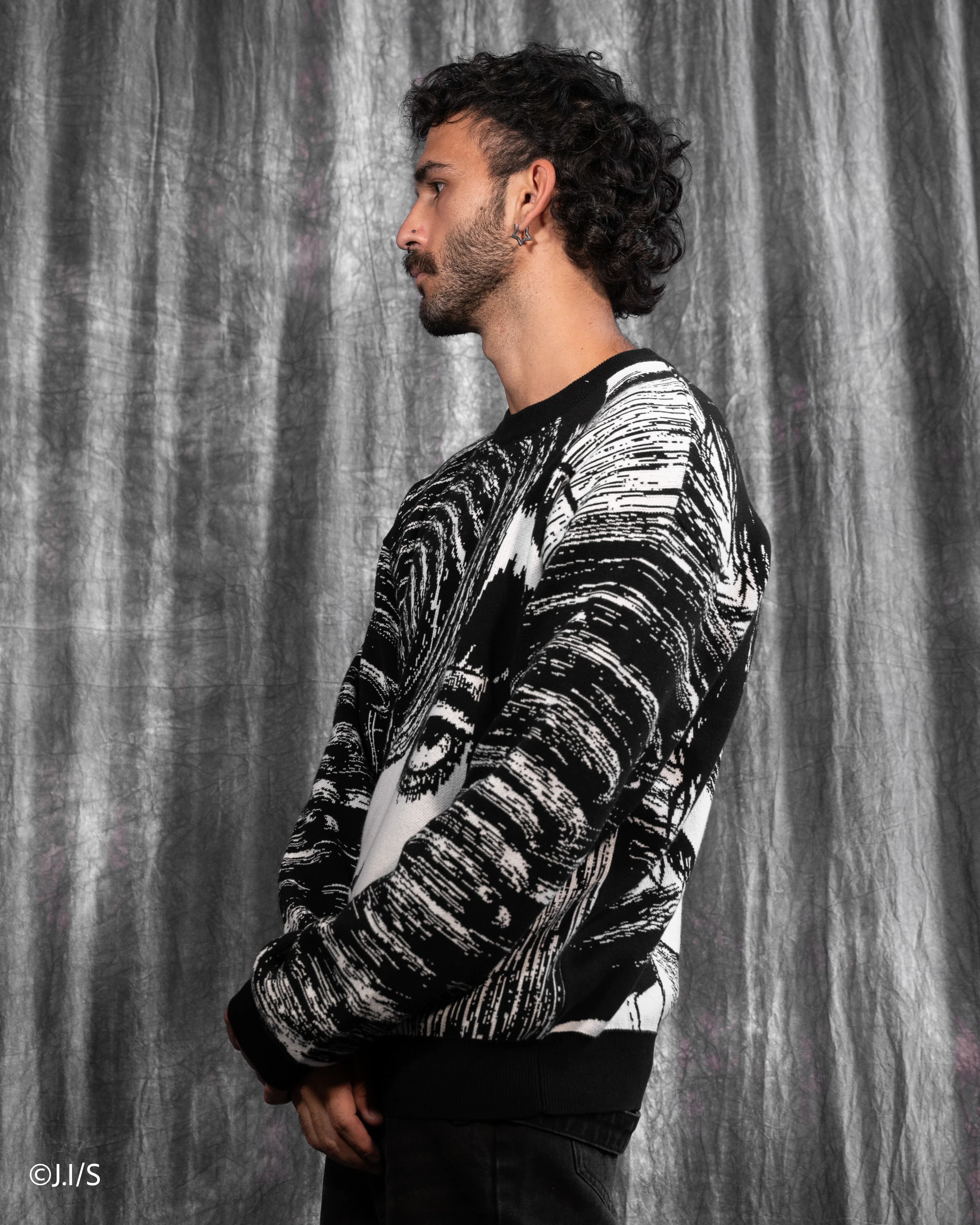 Azami Uzumaki Sweater [EARLY ACCESS] - Image 17