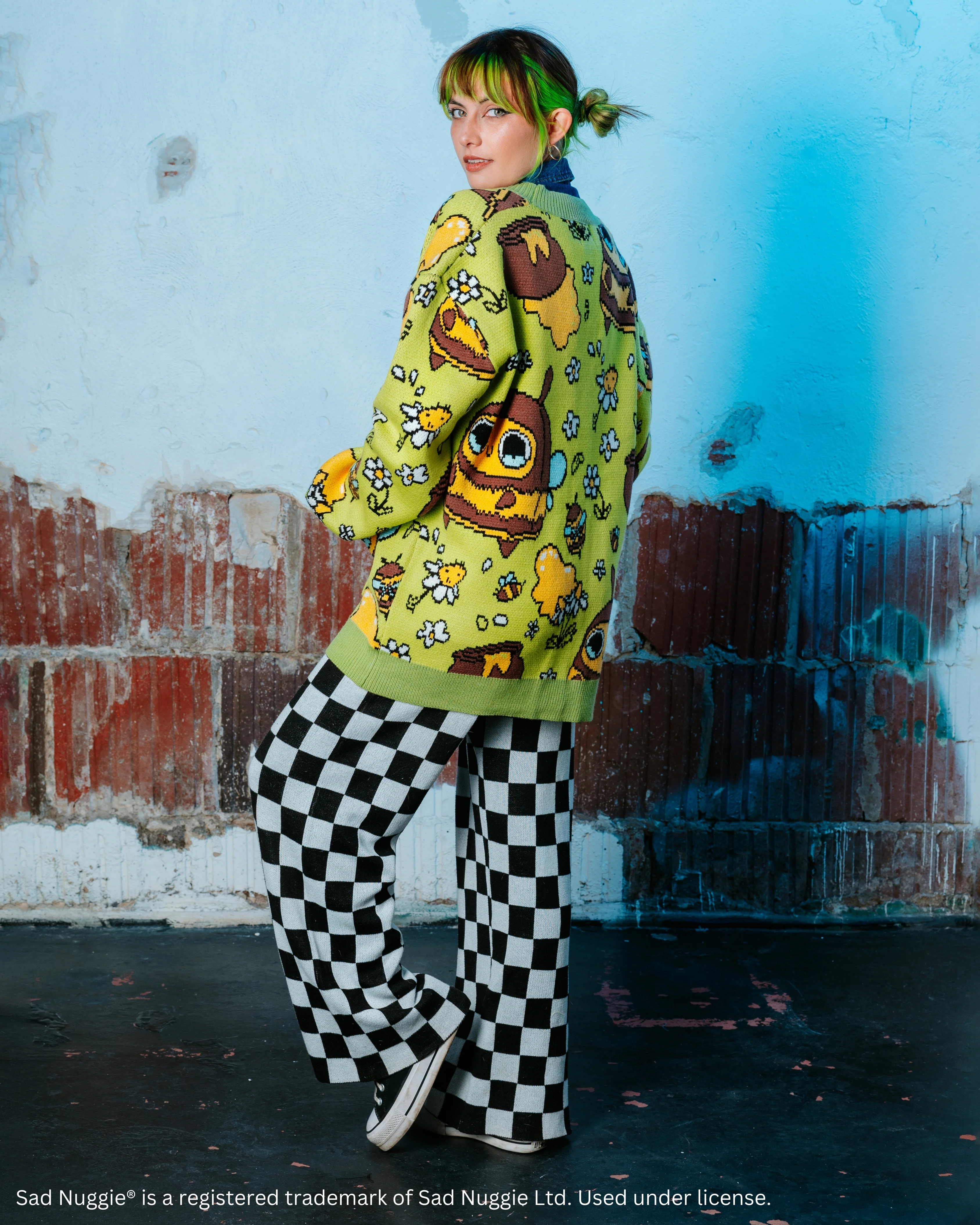 Bee Nuggie Cardigan - Image 7