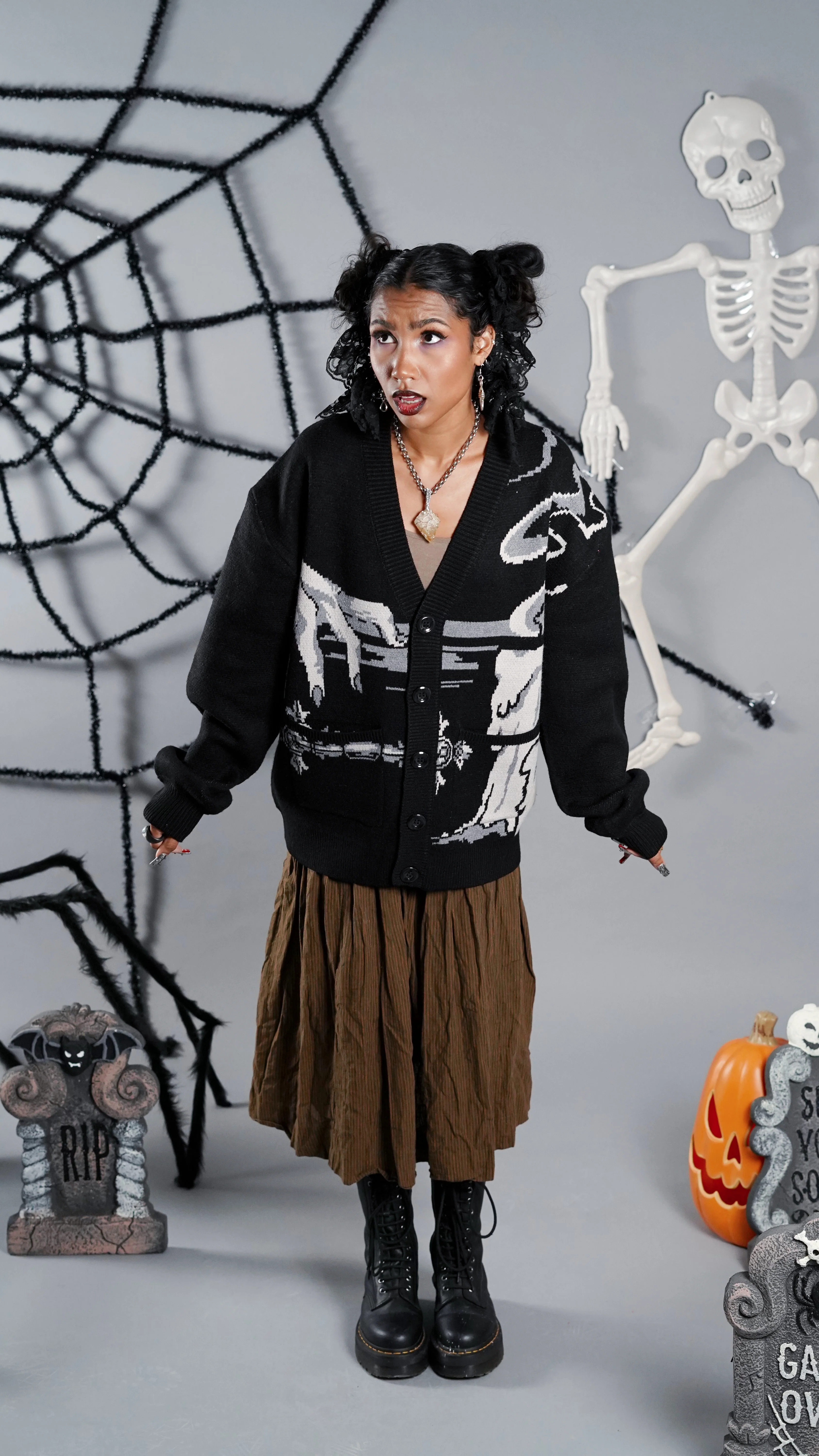 Dracula Cardigan - Image 8