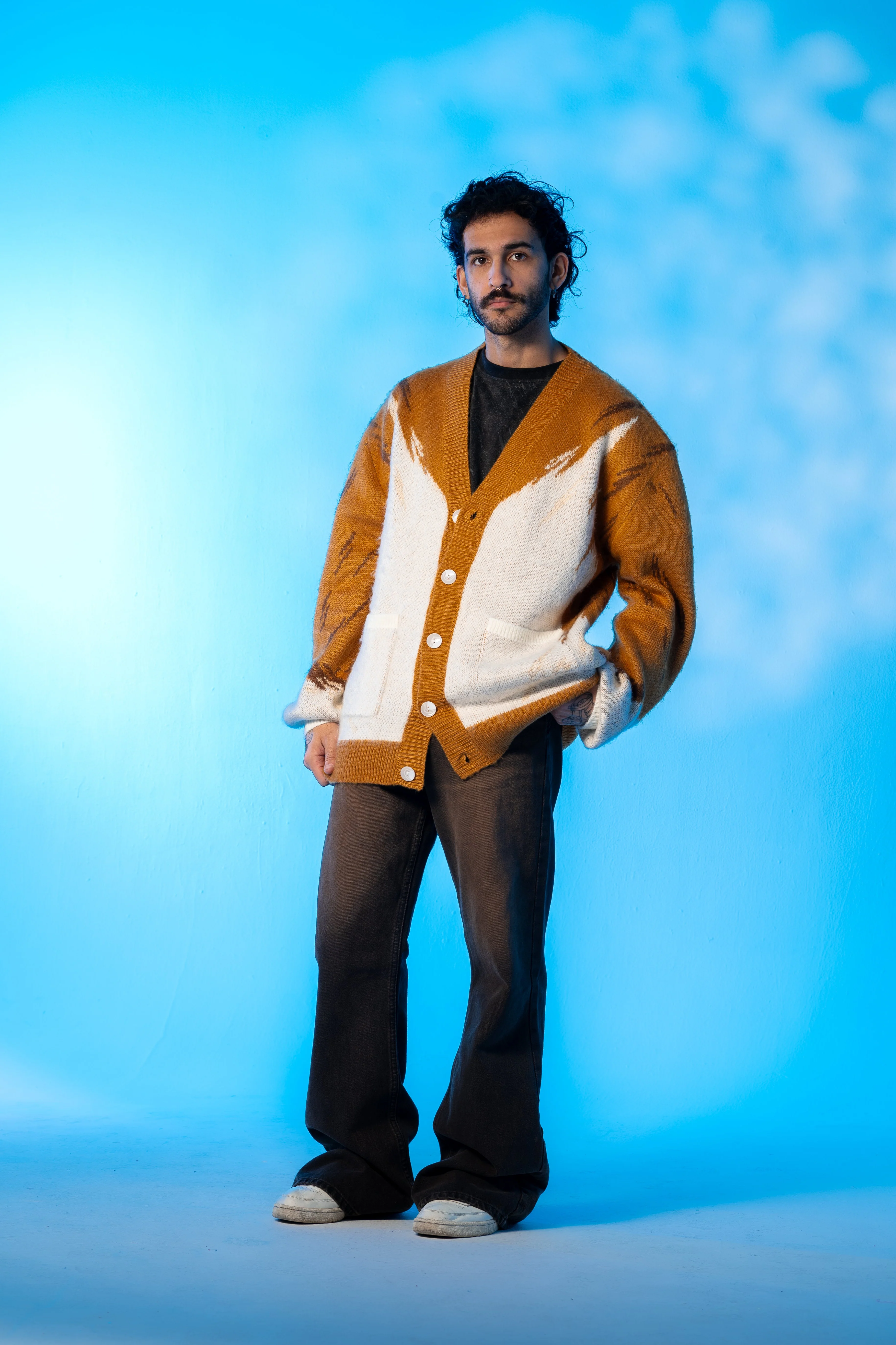 Fluffy Ein Cardigan - Image 8
