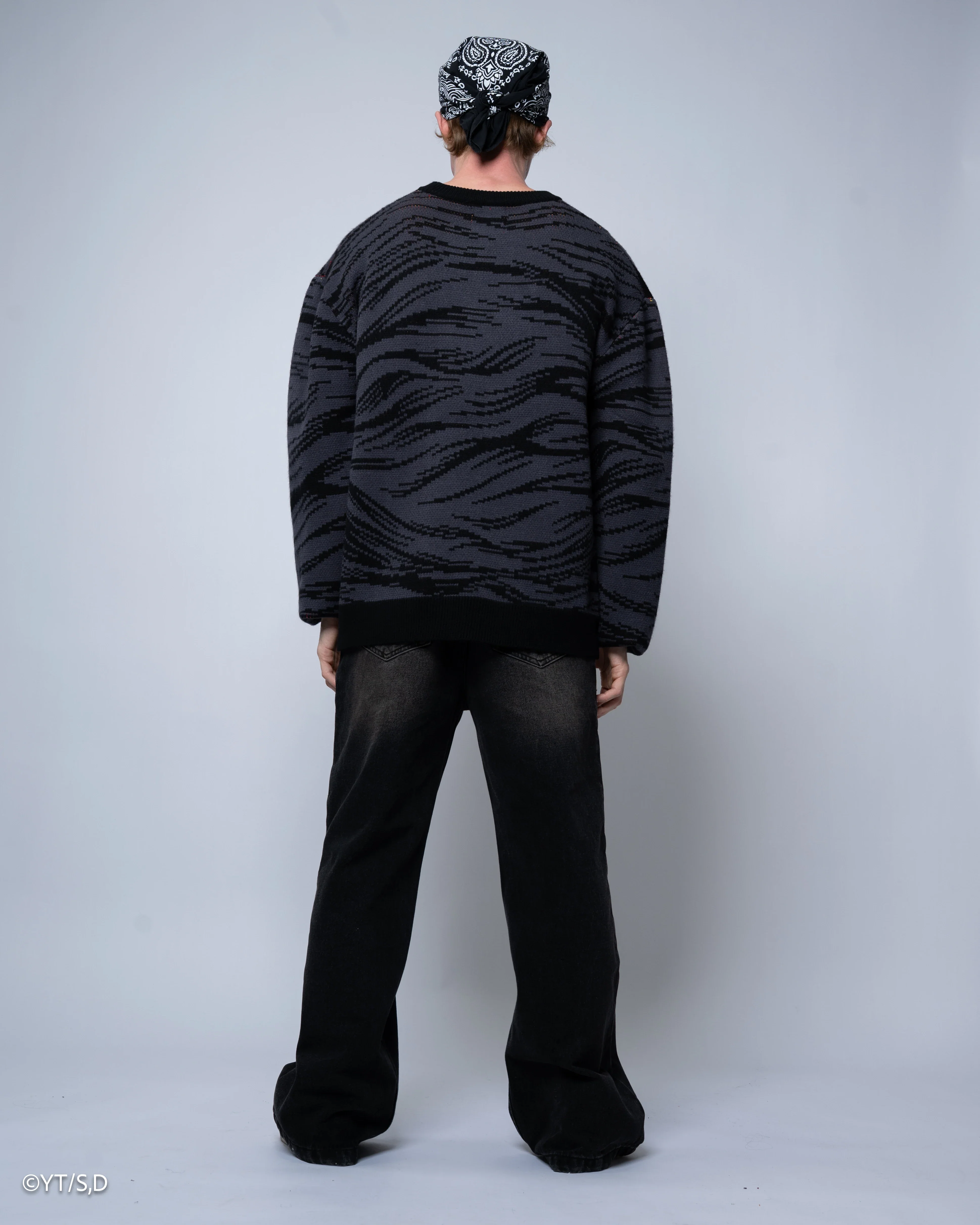 Ghost Eye Sweater - Image 8