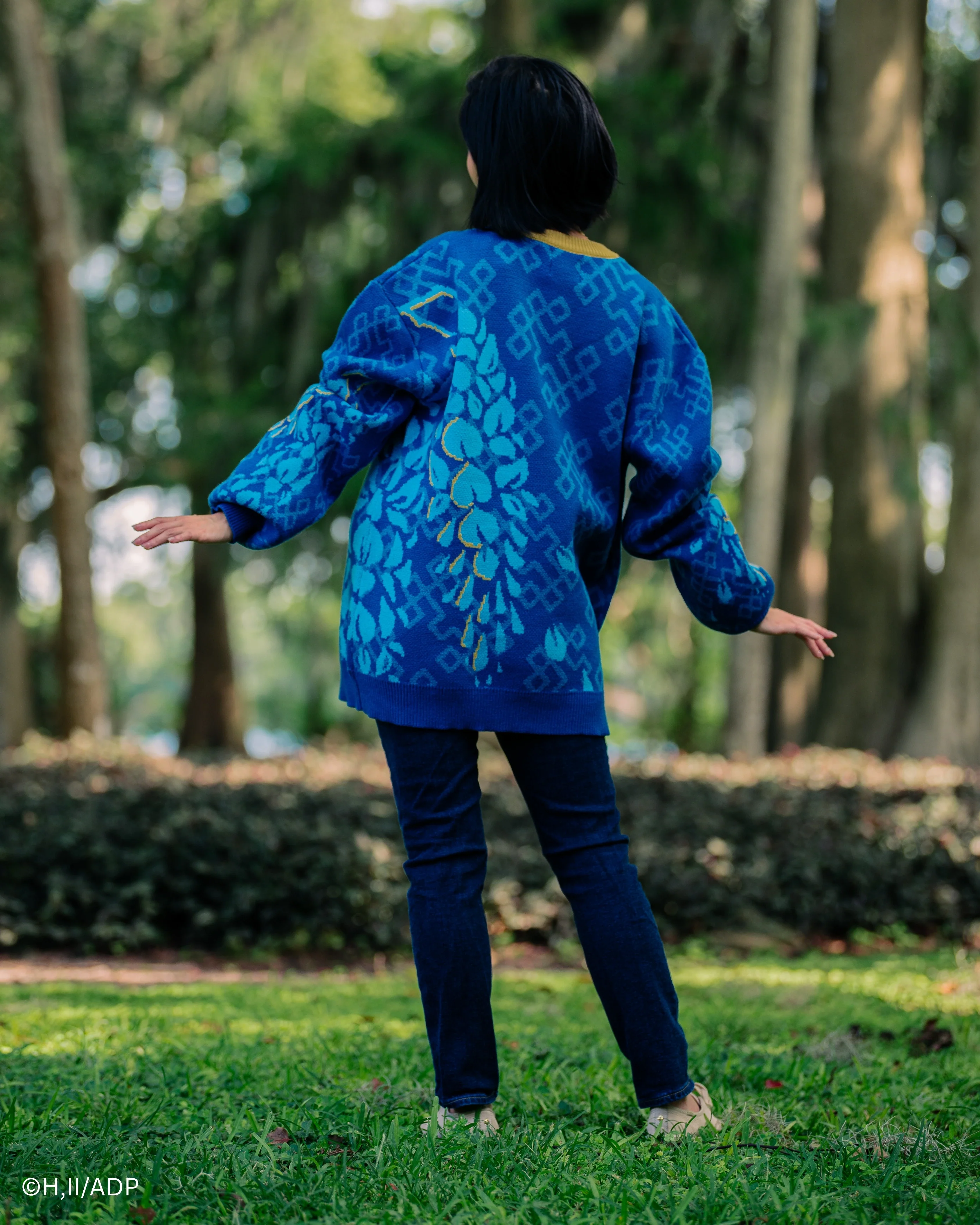 Jinshi Sweater - Image 9