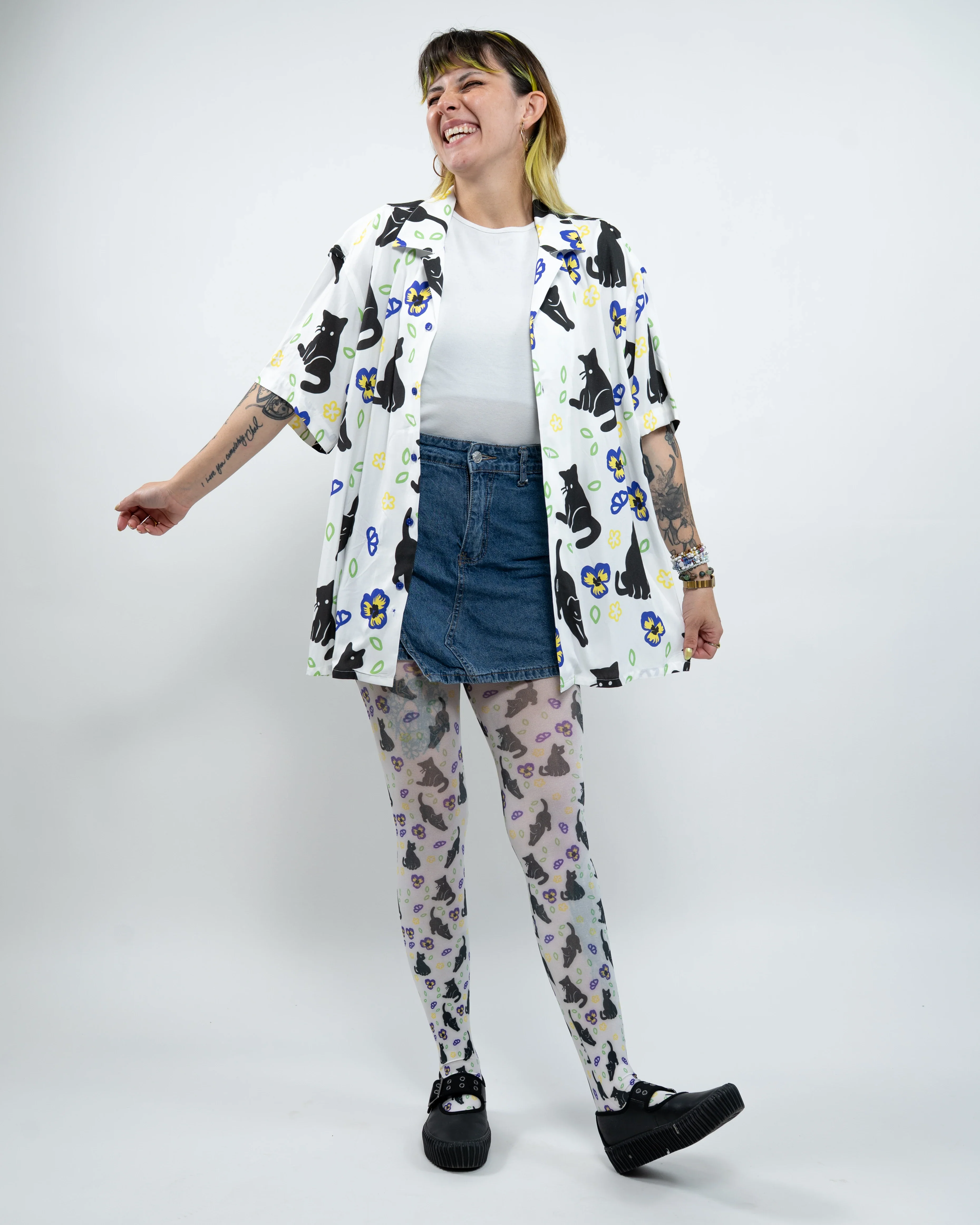 Meowin' Around Button Up - Image 12