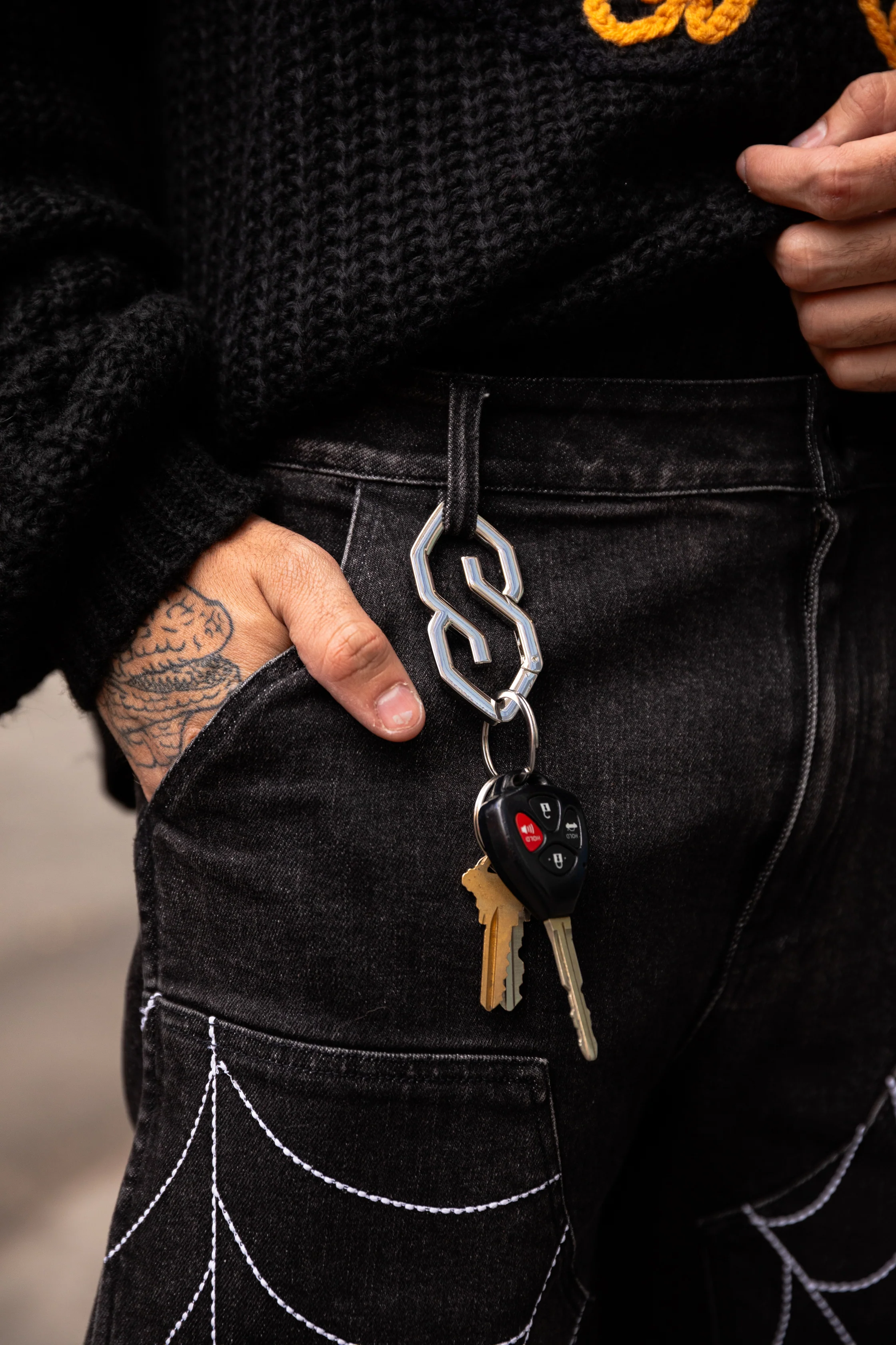 Super S Carabiner - Image 3