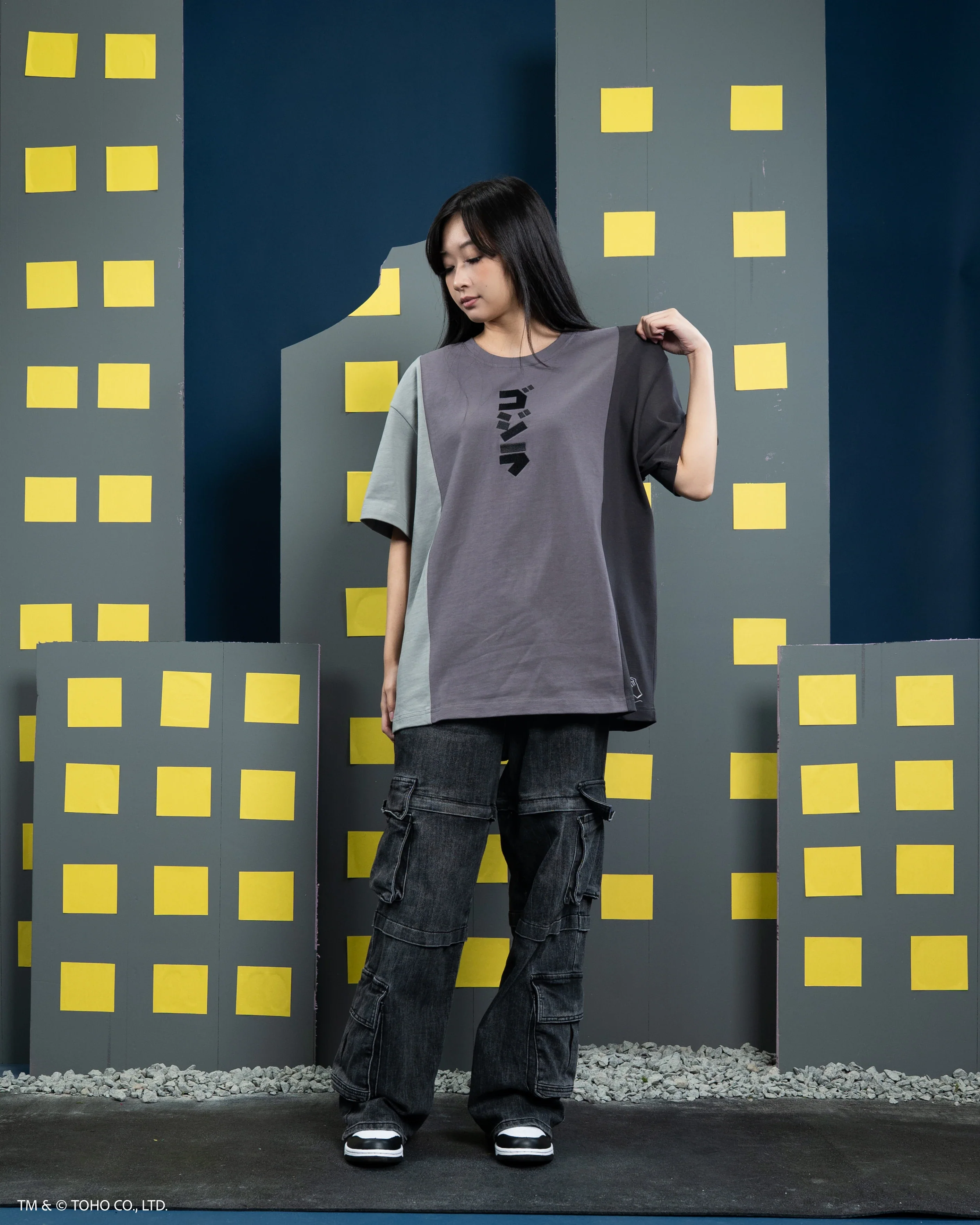 Traditional Godzilla Tee - Image 4