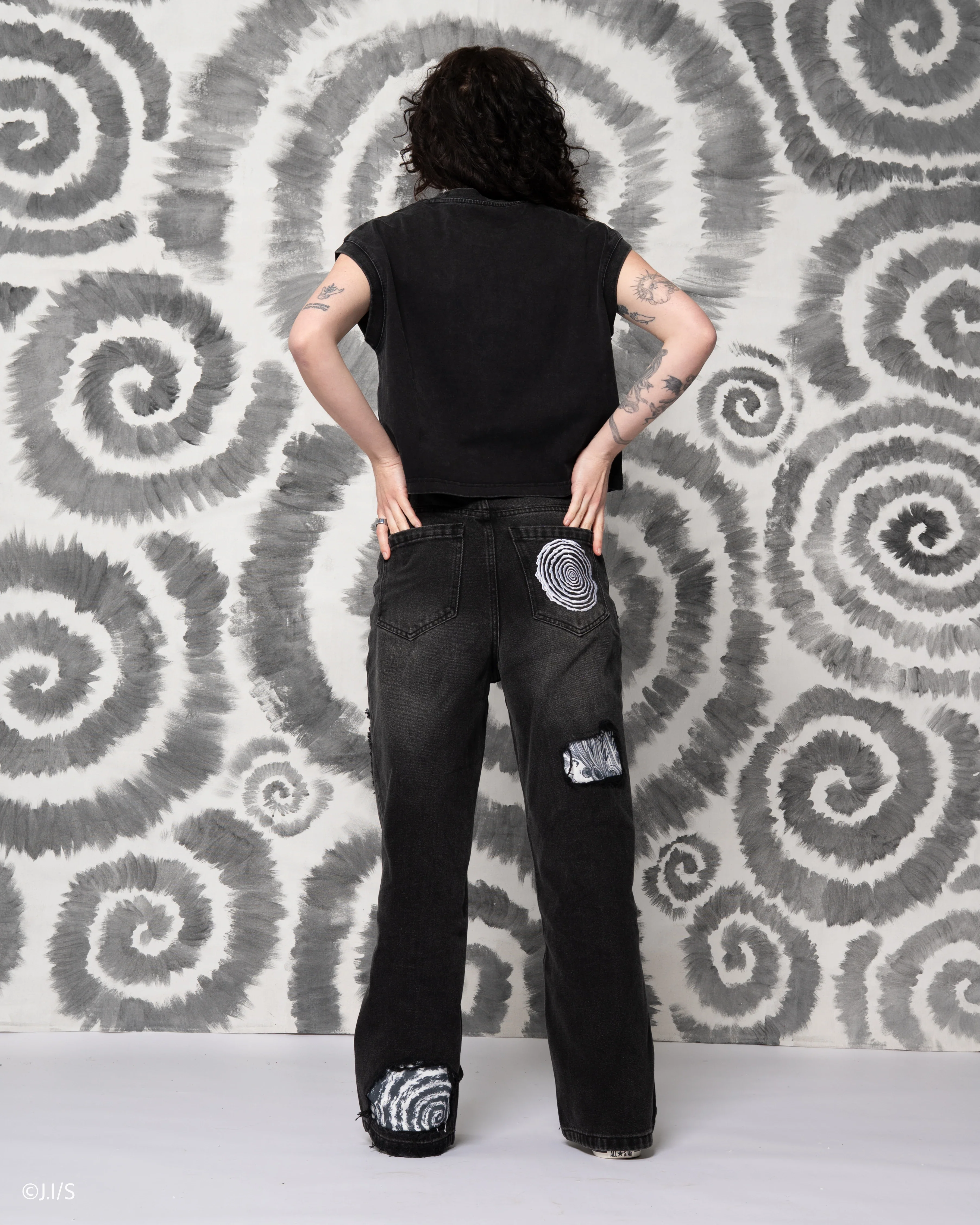 Uzumaki Jeans [EARLY ACCESS] - Image 8